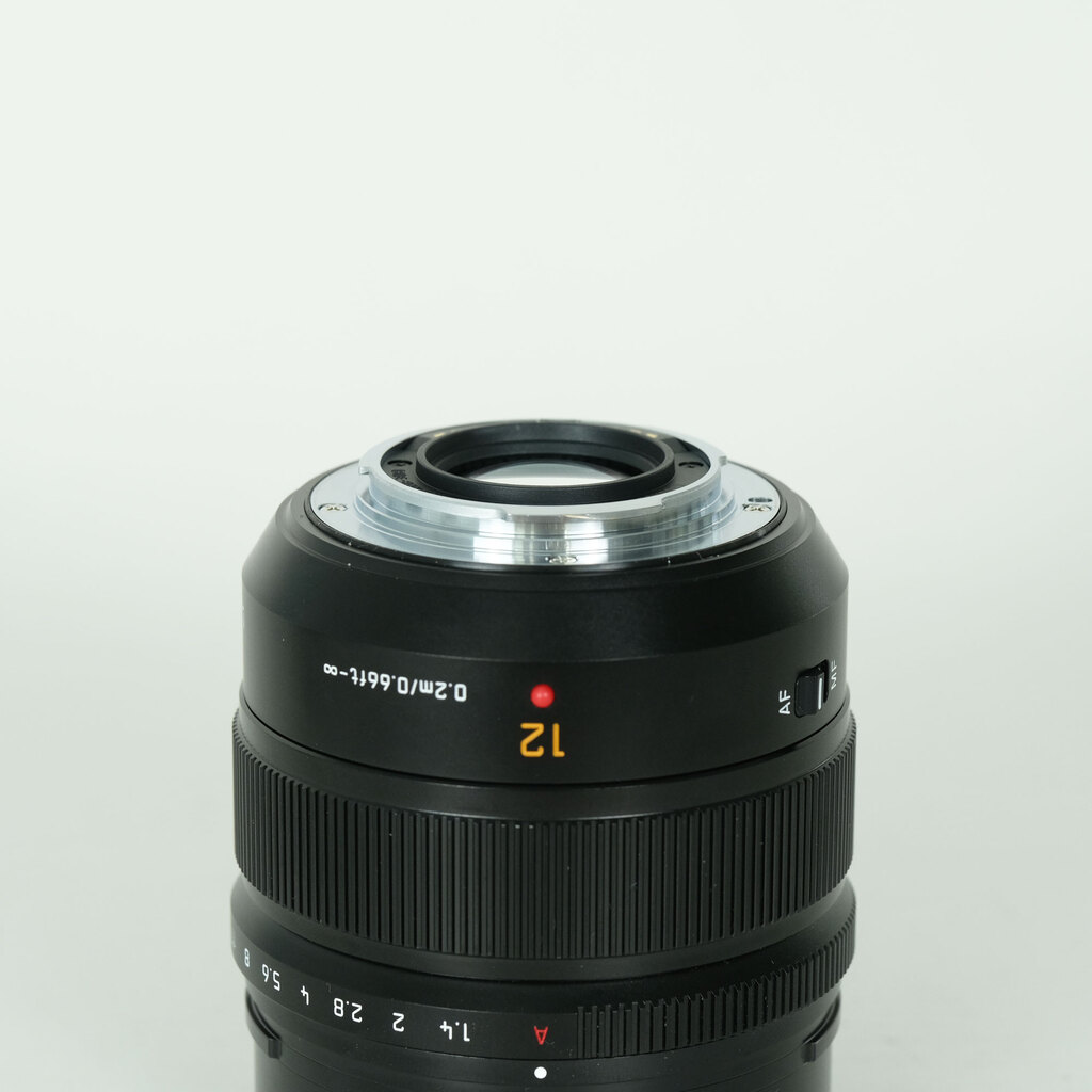 Panasonic LEICA DG SUMMILUX 12mm / F1.4 ASPH.の出品 | ONE SCENE