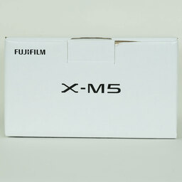 FUJIFILM X-M5
