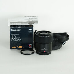 Panasonic LUMIX G MACRO 30mm F2.8 ASPH. MEGA O.I.S. Panasonic LUMIX G MACRO 30mm F2.8 ASPH. MEGA O.I.S.