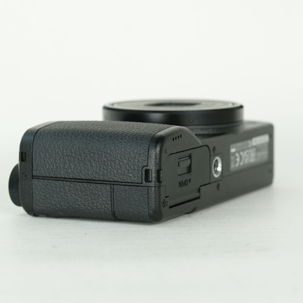 RICOH GR IIIxの出品 | ONE SCENE（ワンシーン）