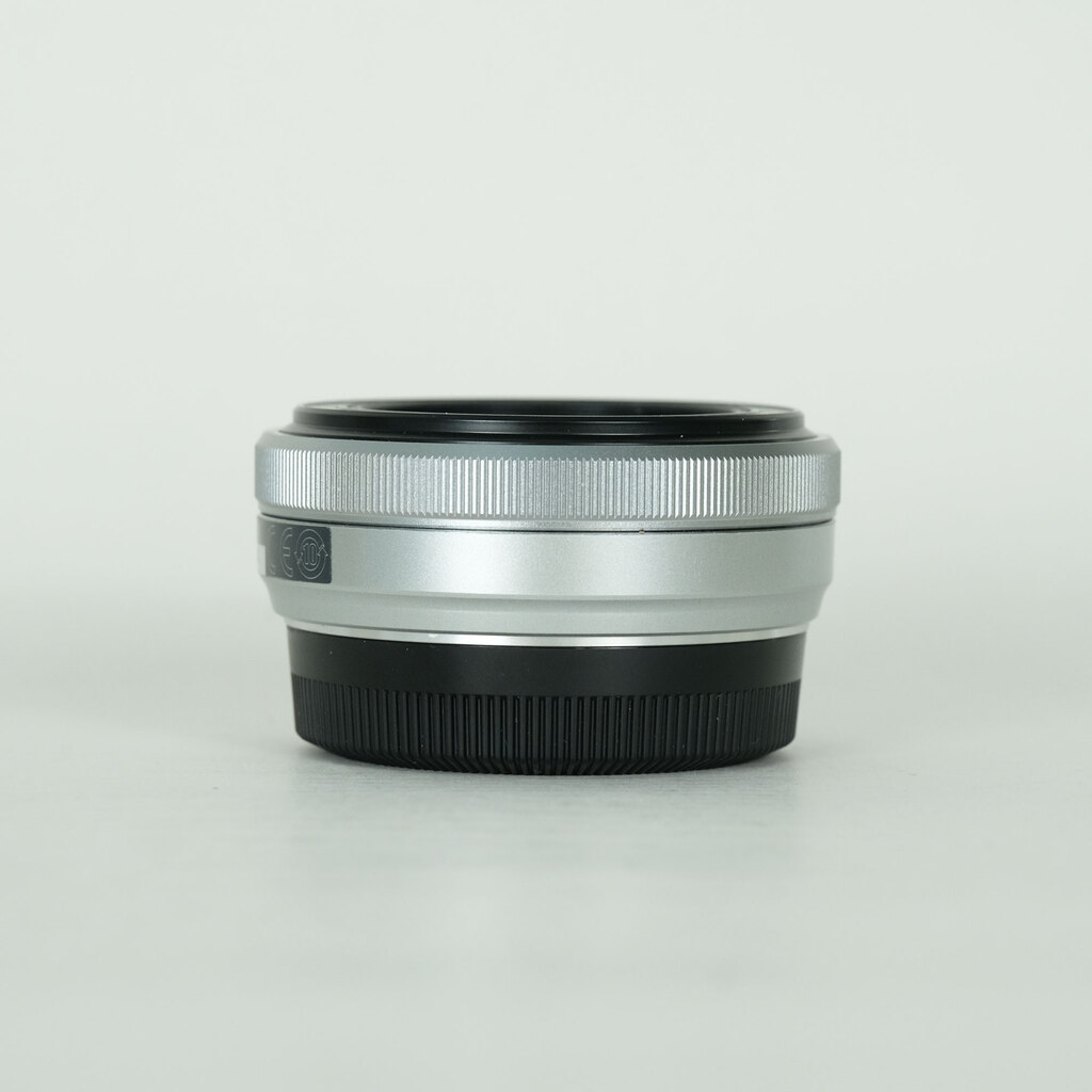 FUJIFILM XF27mm F2.8 シルバー