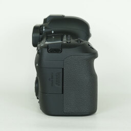 Canon EOS 6D Mark II Canon EOS 6D Mark II