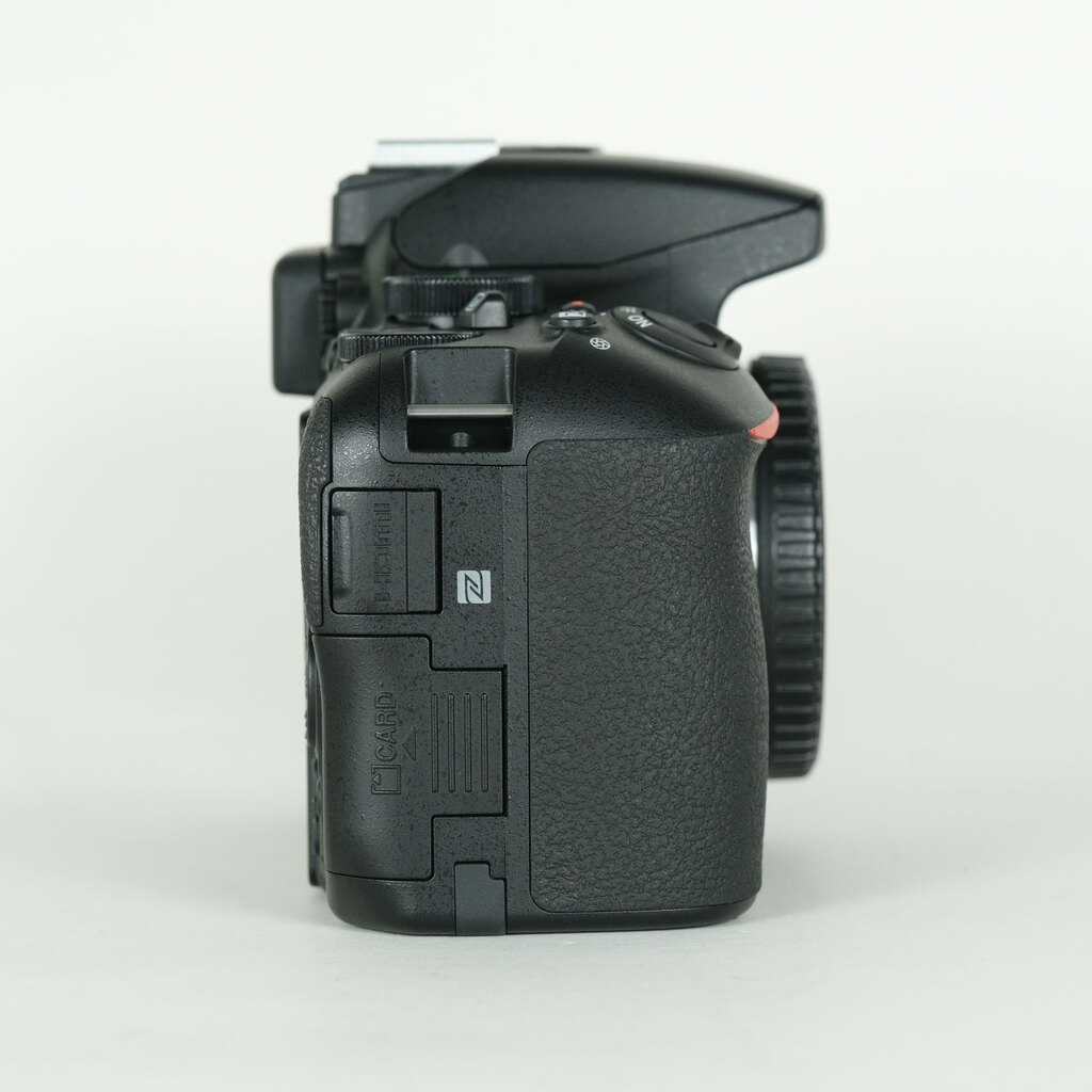 Nikon D5600 Nikon D5600