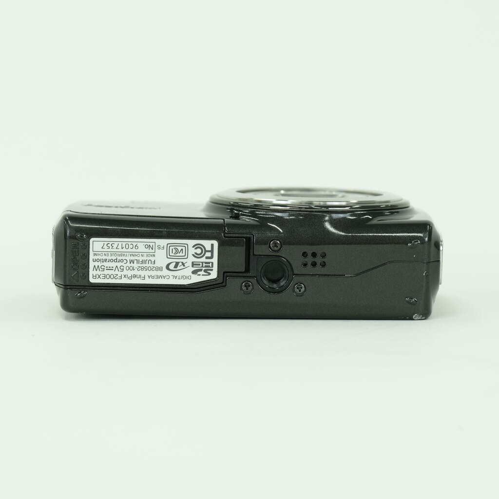 FUJIFILM FinePix F200EXR ブラック FUJIFILM FinePix F200EXR ブラック