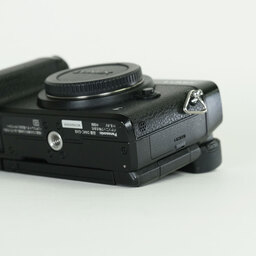 Panasonic LUMIX DMC-GX8 ボディ ブラック