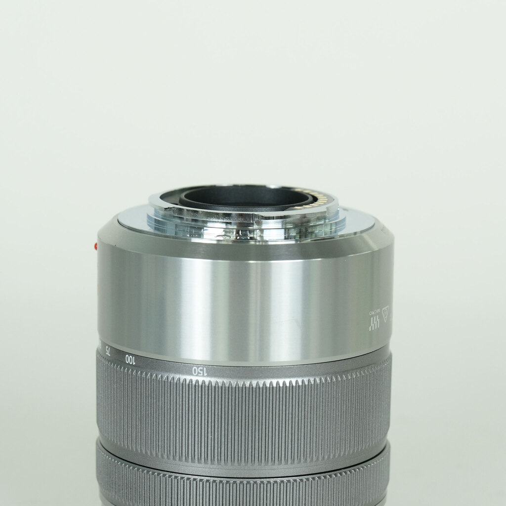 Panasonic LUMIX G VARIO 45-150mm / F4.0-5.6 ASPH. / MEGA O.I.S. Panasonic LUMIX G VARIO 45-150mm / F4.0-5.6 ASPH. / MEGA O.I.S.
