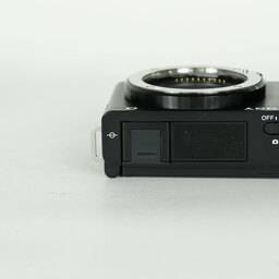 SONY VLOGCAM ZV-E10