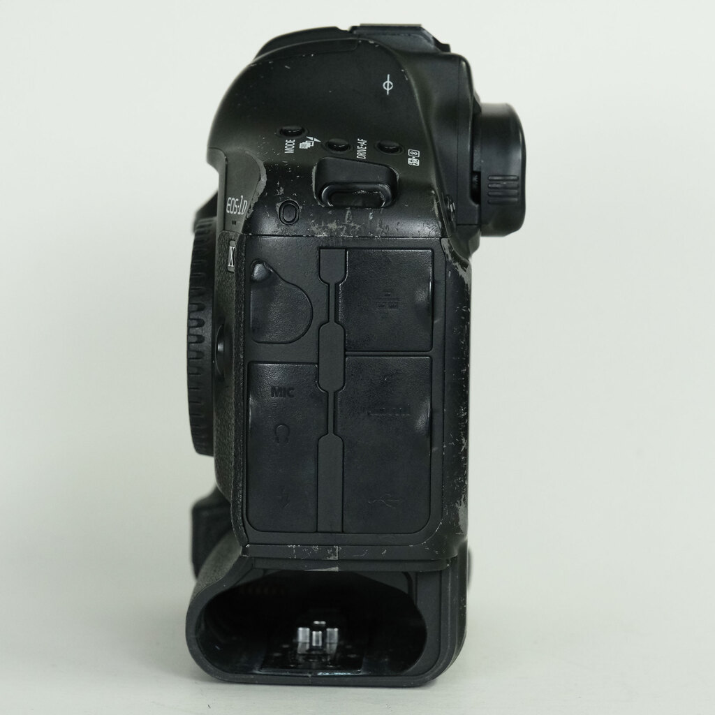 Canon EOS-1D X Mark II