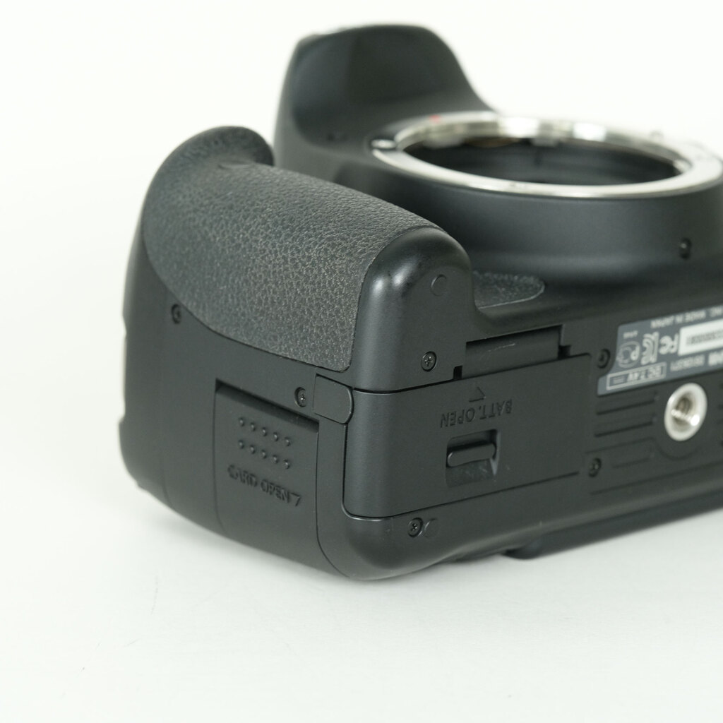 Canon EOS Kiss X6i ボディの出品 | ONE SCENE（ワンシーン）