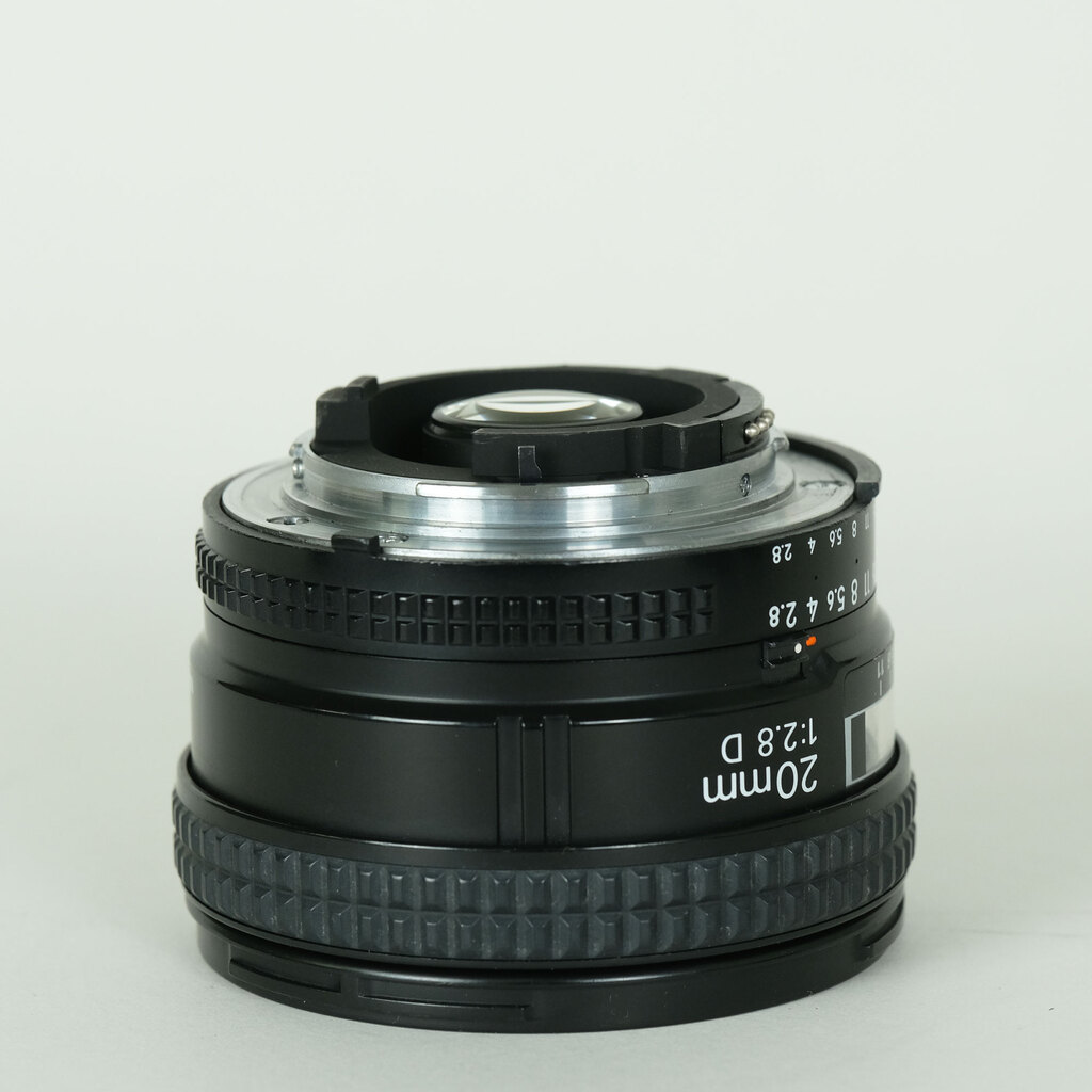 Nikon Ai AF Nikkor 20mm F2.8D