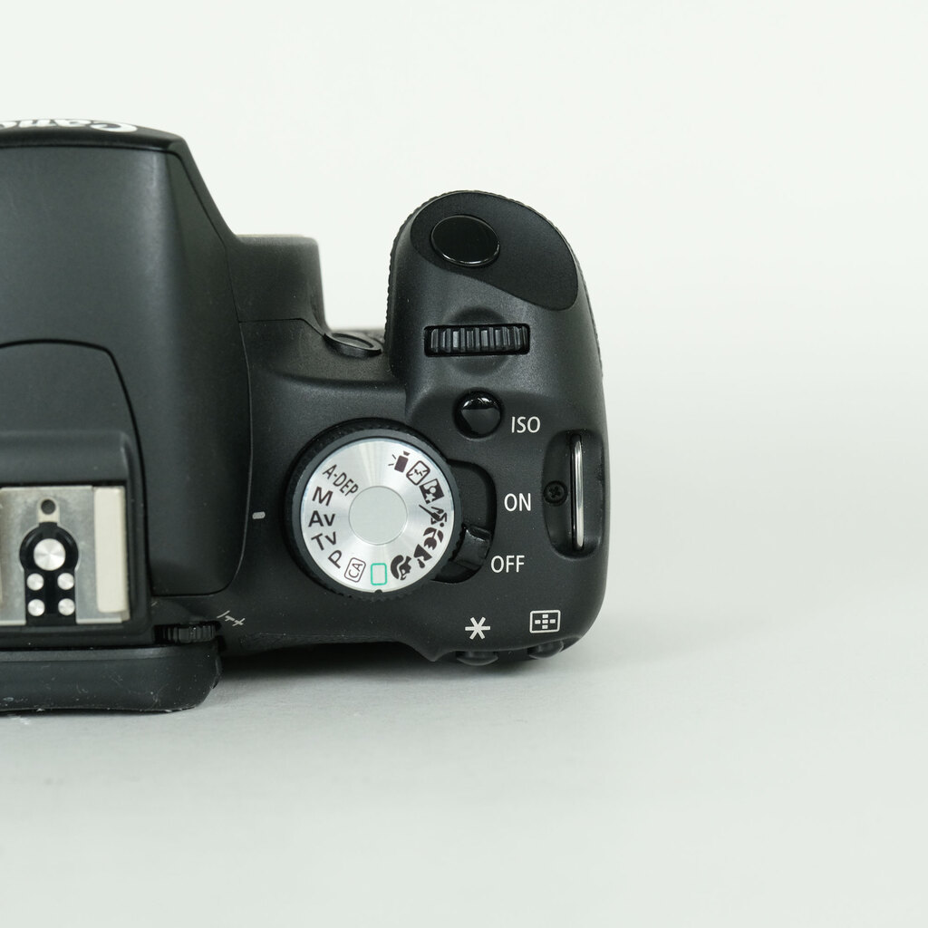 Canon EOS Kiss X3 ボディ
