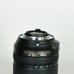 Nikon AF-S DX NIKKOR 18-140mm F3.5-5.6G ED VR