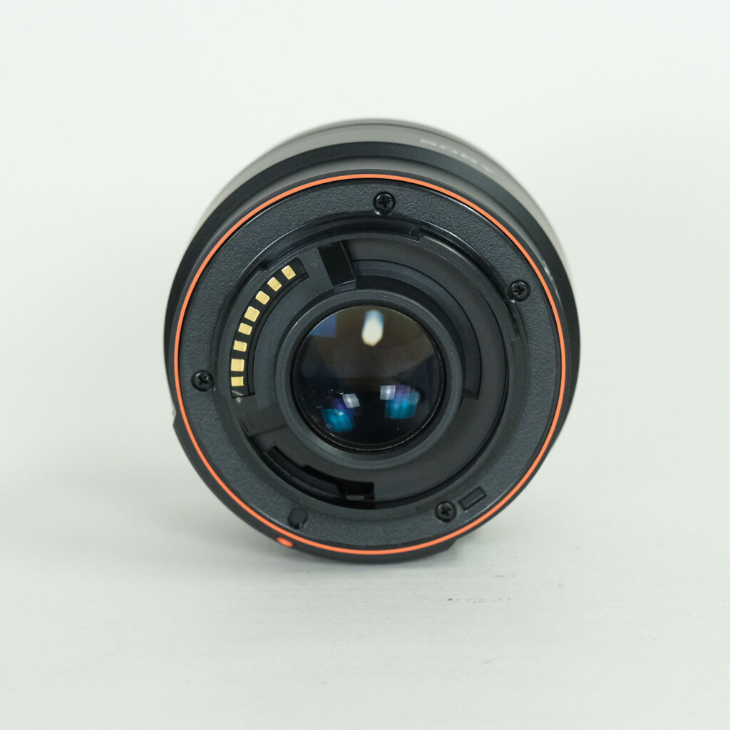 SONY DT 35mm F1.8 SAM SAL35F18