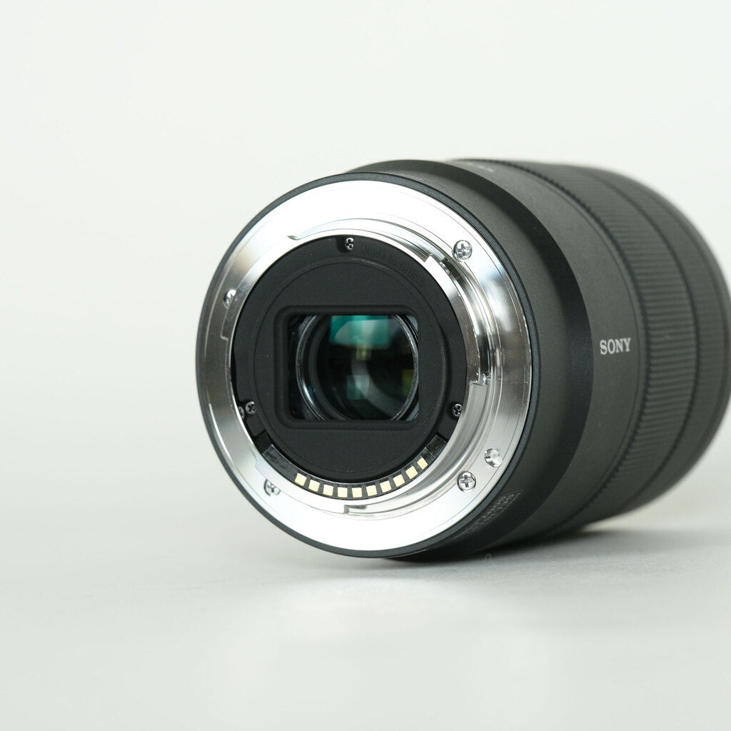 SONY E 18-135mm F3.5-5.6 OSS SEL18135 SONY E 18-135mm F3.5-5.6 OSS SEL18135