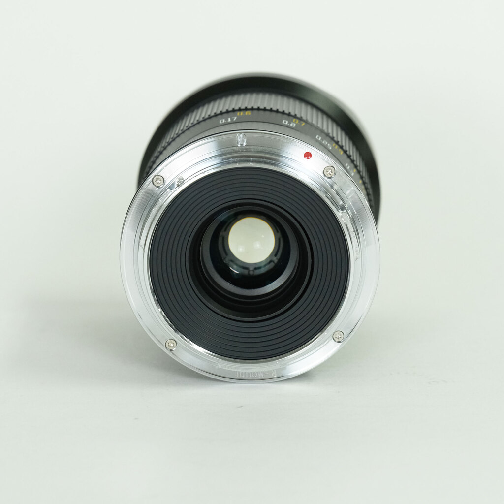 銘匠光学 TTArtisan 11mm F2.8 Fisheye (キヤノンRF用)