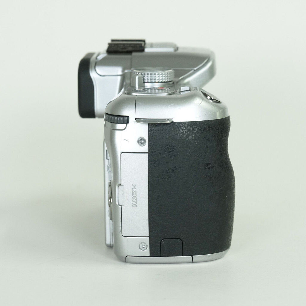 Panasonic LUMIX DMC-G5-S ボディ ソリッドシルバー