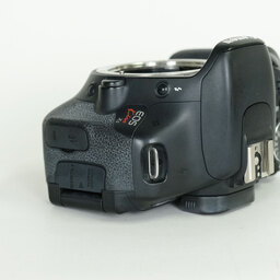 Canon EOS Kiss X5 ボディ