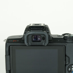 Canon EOS Kiss M Canon EOS Kiss M