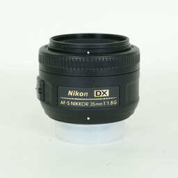 Nikon AF-S DX NIKKOR 35mm f/1.8G Nikon AF-S DX NIKKOR 35mm f/1.8G