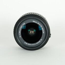 Nikon AF-S DX NIKKOR 18-55mm f3.5-5.6G VR II