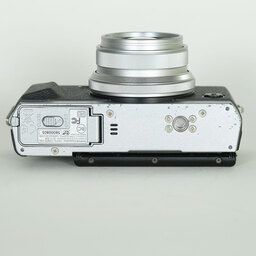 FUJIFILM X30 シルバー