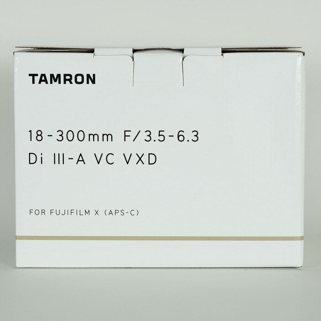 TAMRON 18-300mm F/3.5-6.3 Di III-A VC VXD (Model B061) [フジフイルムX用]