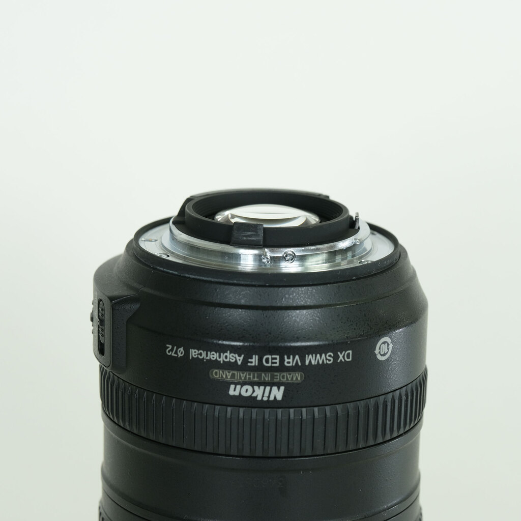 Nikon AF-S DX VR Zoom-Nikkor 18-200mm F3.5-5.6G IF-ED
