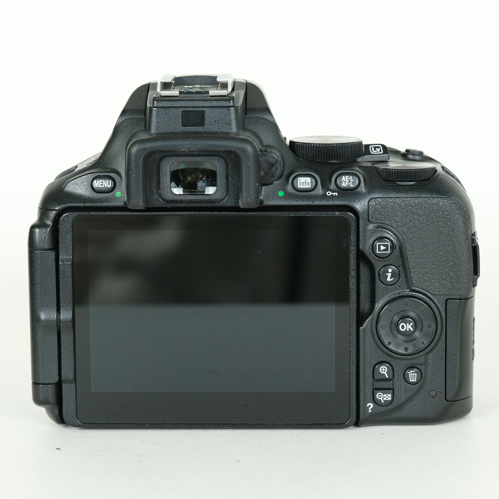 Nikon D5600 Nikon D5600