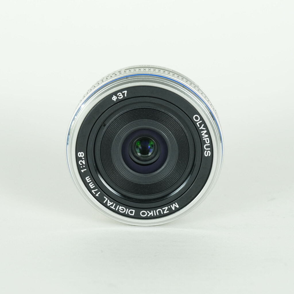 OLYMPUS M.ZUIKO DIGITAL 17mm F2.8 シルバーの出品 | ONE SCENE（ワン