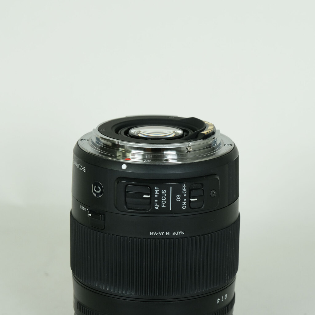 SIGMA 18-200mm F3.5-6.3 DC MACRO OS HSM｜Contemporary [キヤノンEF用]