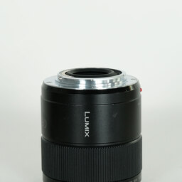 Panasonic LUMIX G MACRO 30mm F2.8 ASPH. MEGA O.I.S.