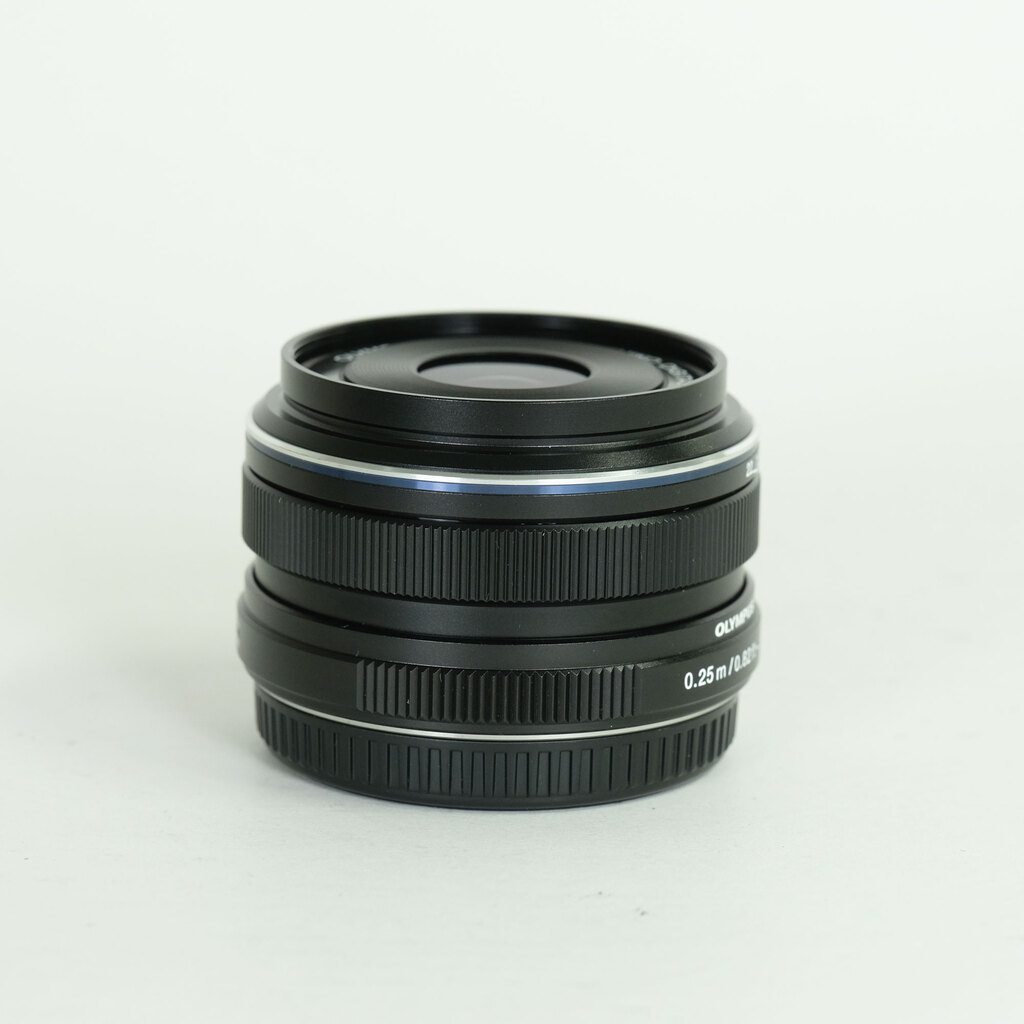 OLYMPUS M.ZUIKO DIGITAL 17mm F1.8