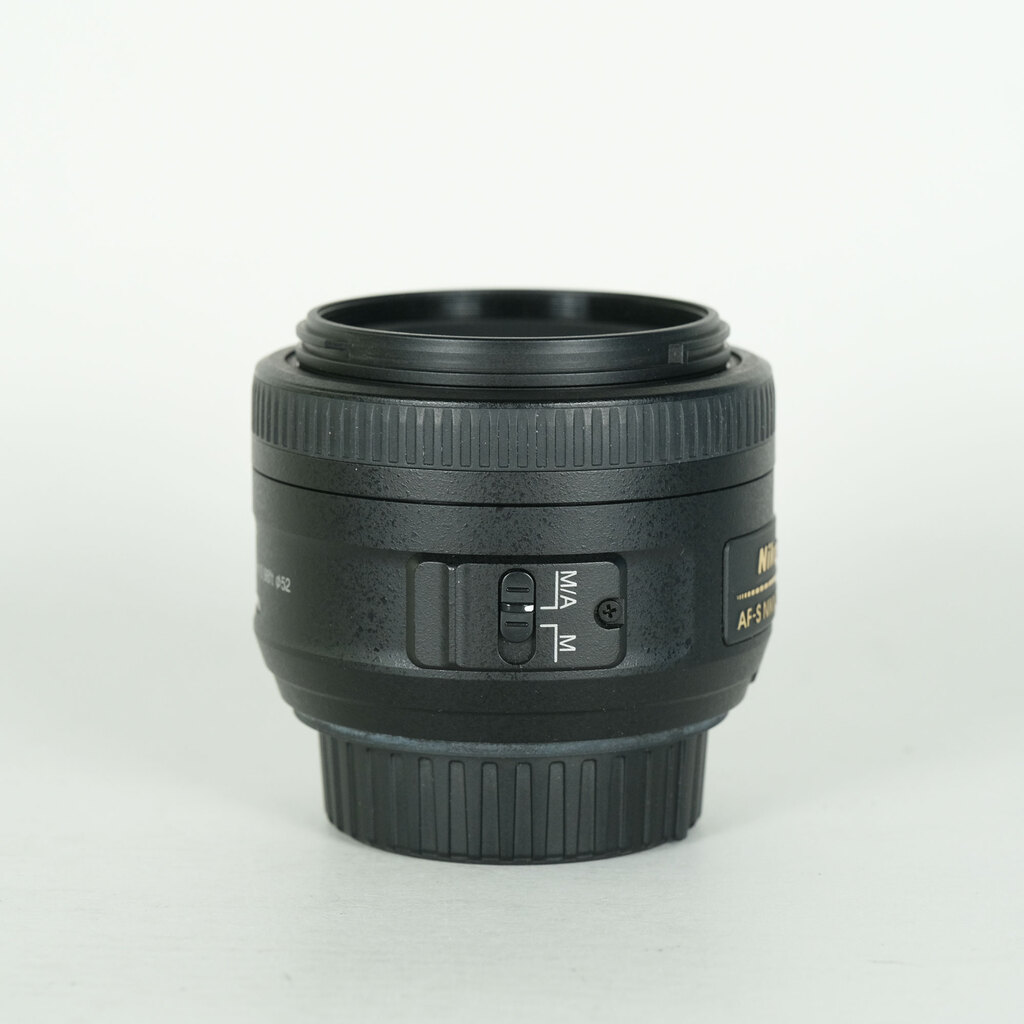 Nikon AF-S DX NIKKOR 35mm f/1.8G