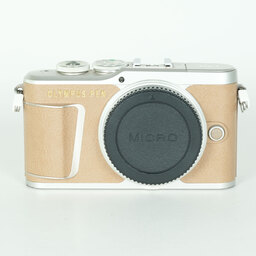OLYMPUS PEN E-PL9