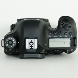 Canon EOS 6D Mark II