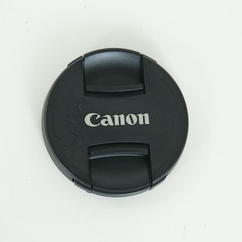 Canon RF100mm F2.8 L MACRO IS USM Canon RF100mm F2.8 L MACRO IS USM