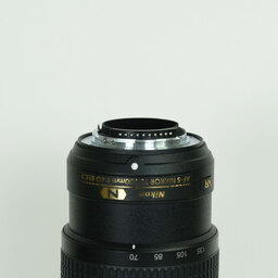 Nikon AF-S NIKKOR 70-200mm f/4G ED VR Nikon AF-S NIKKOR 70-200mm f/4G ED VR