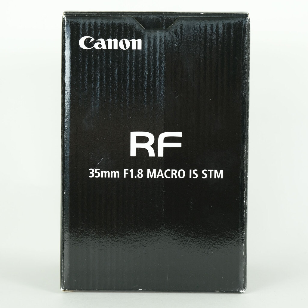 Canon RF35mm F1.8 MACRO IS STM