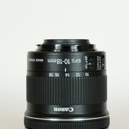 Canon EF-S10-18mm F4.5-5.6 IS STM