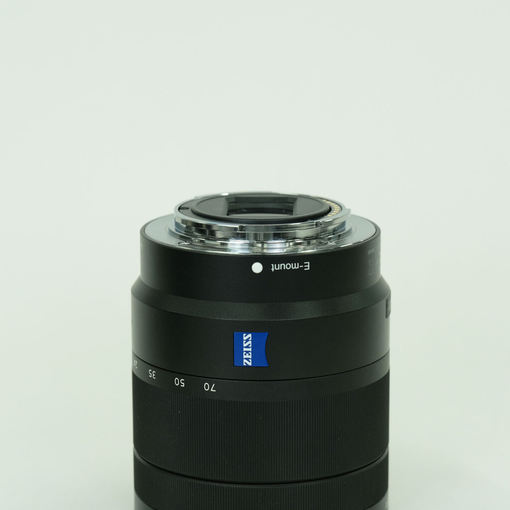 SONY Vario-Tessar T* E 16-70mm F4 ZA OSS SEL1670Z SONY Vario-Tessar T* E 16-70mm F4 ZA OSS SEL1670Z