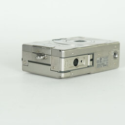 Canon IXY DIGITAL 200