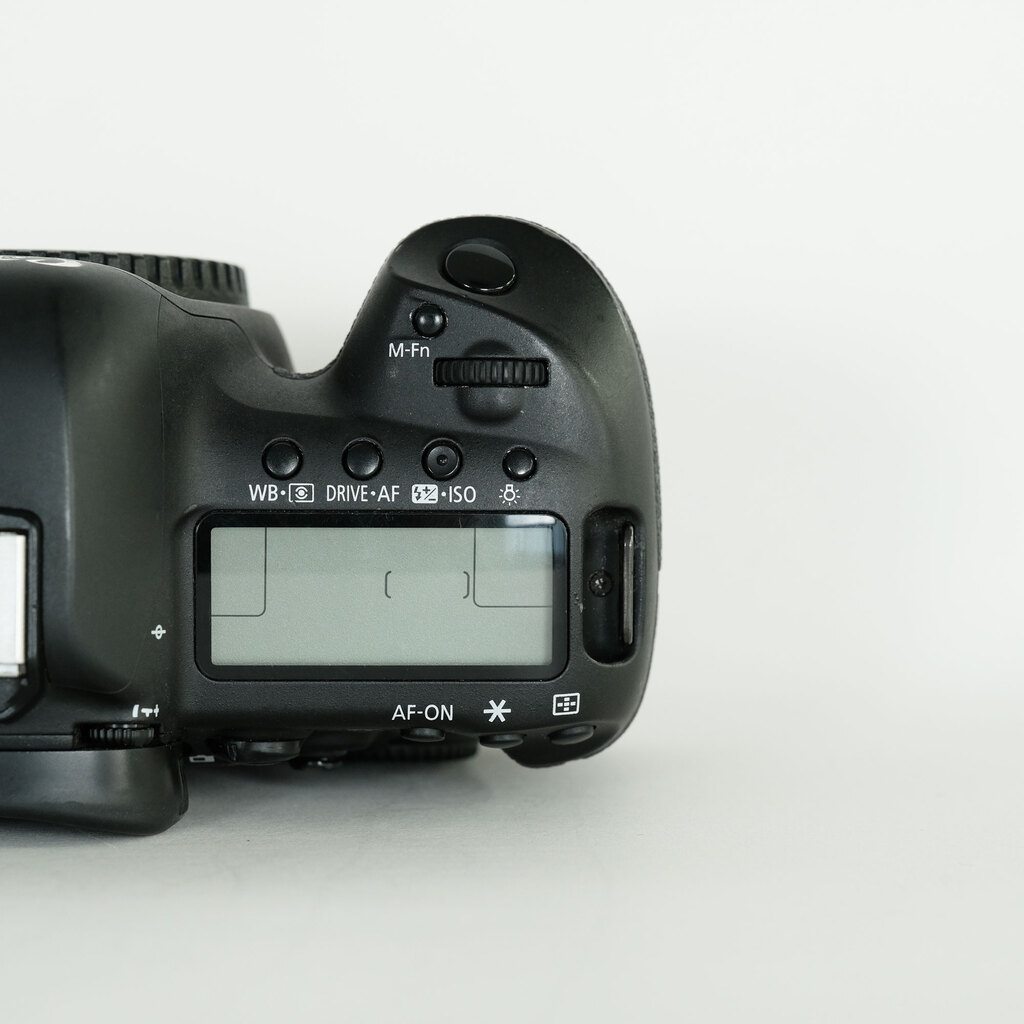 Canon EOS 5D Mark IV Canon EOS 5D Mark IV