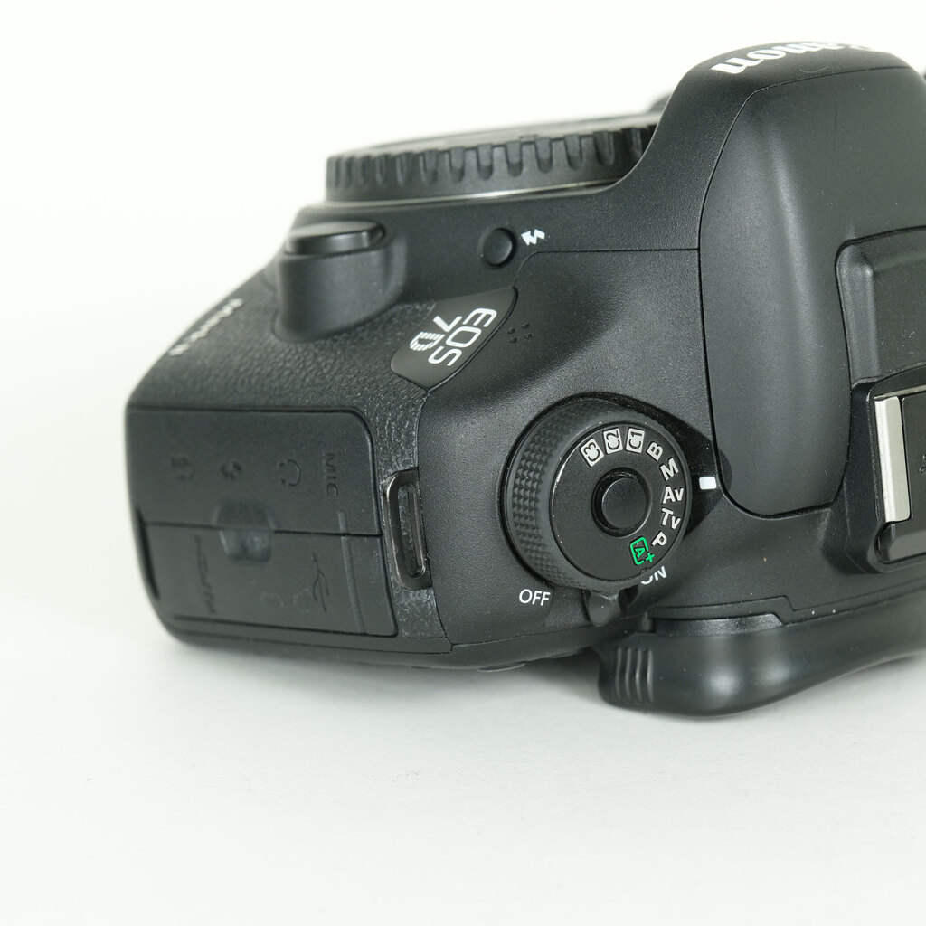 Canon EOS 7D Mark II Canon EOS 7D Mark II