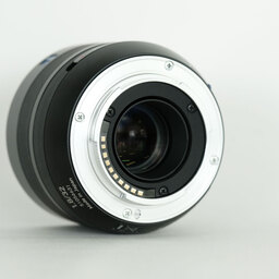 Carl Zeiss Touit 1.8/32 [フジフイルムX用]