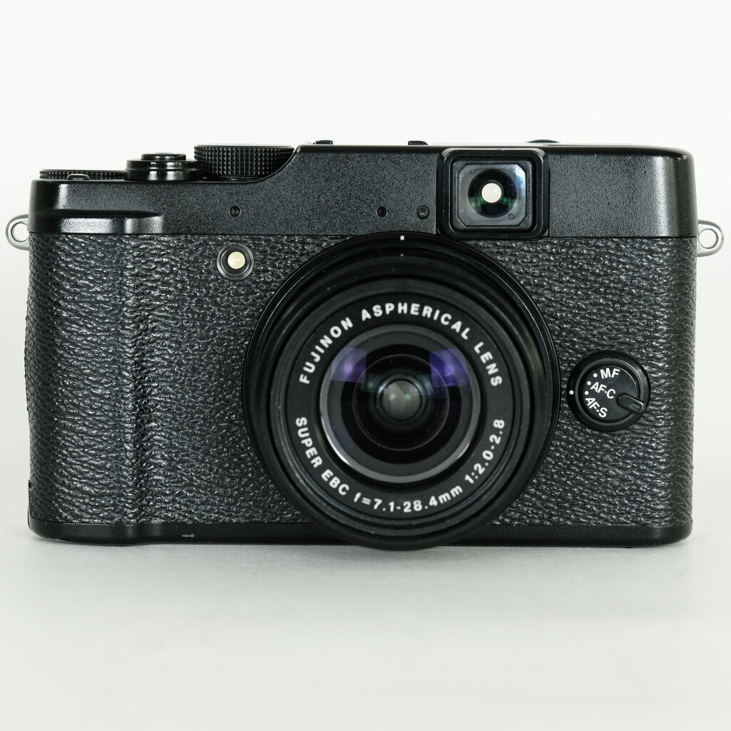 FUJIFILM X10 ブラック