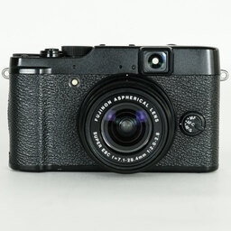 FUJIFILM X10 ブラック