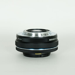 OLYMPUS M.ZUIKO DIGITAL ED 14-42mm F3.5-5.6 EZ ブラック