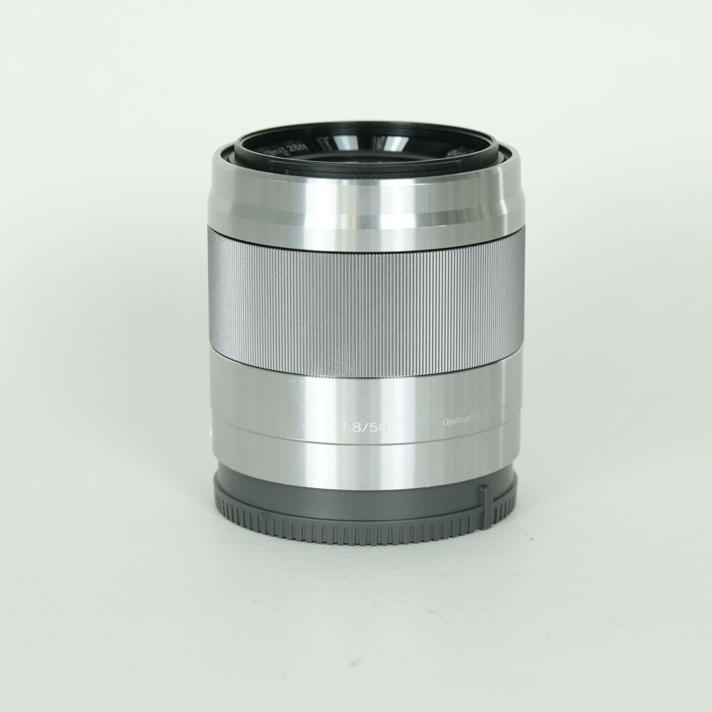 E 50mm F1.8 OSS SEL50F18 中古価格比較 - 価格.com