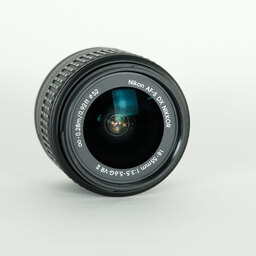 Nikon AF-S DX NIKKOR 18-55mm f3.5-5.6G VR II