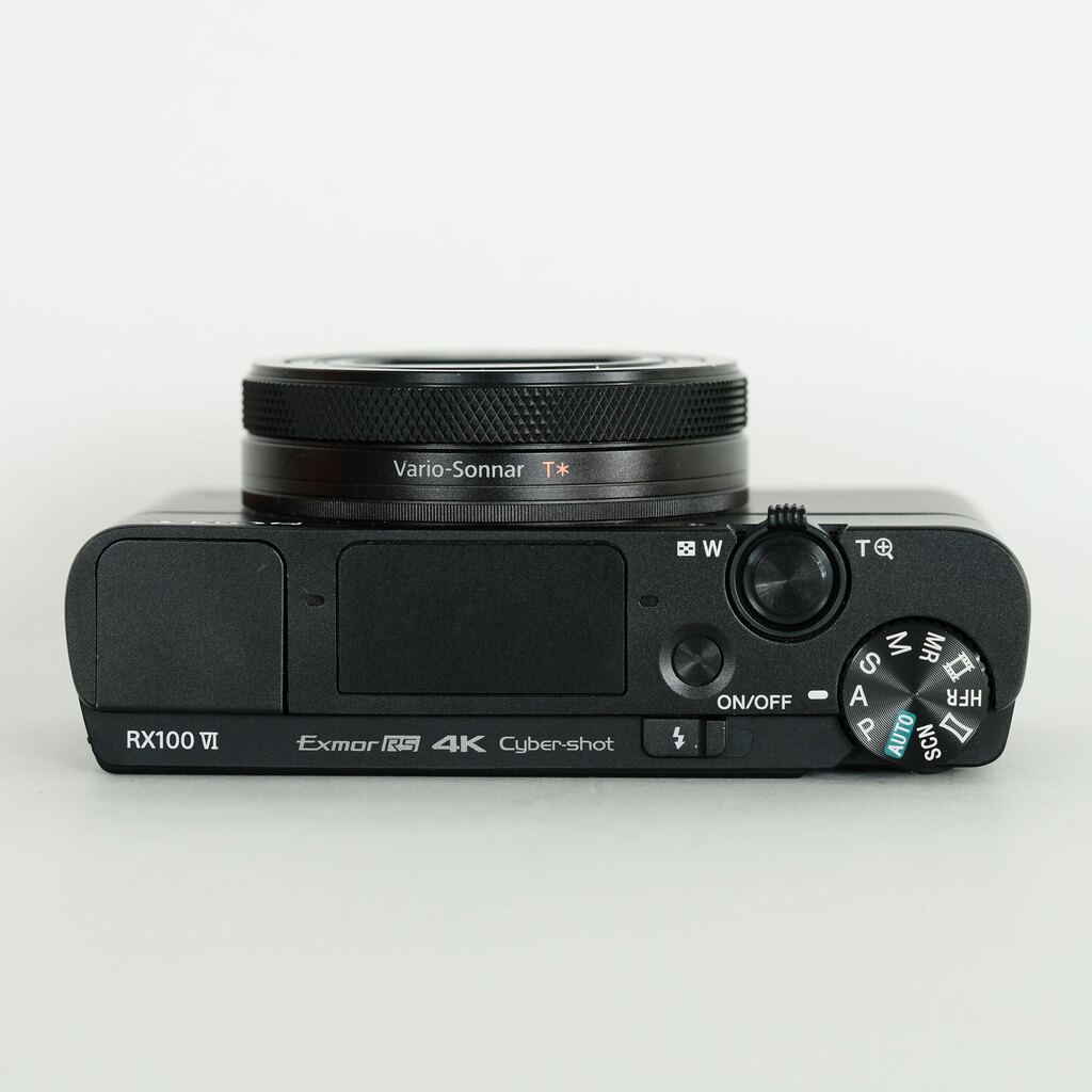 SONY Cyber-shot DSC-RX100M6